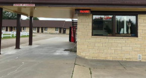 Budget Host Inn - Emporia